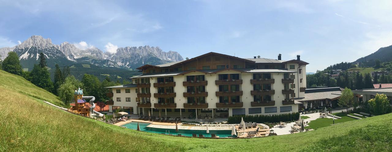 Familienhotel Christoph Ellmau Exterior photo